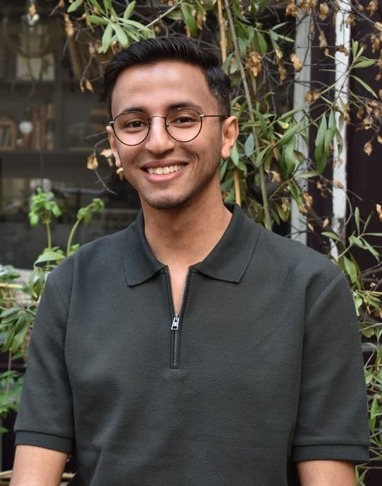 Amine, Business developer junior